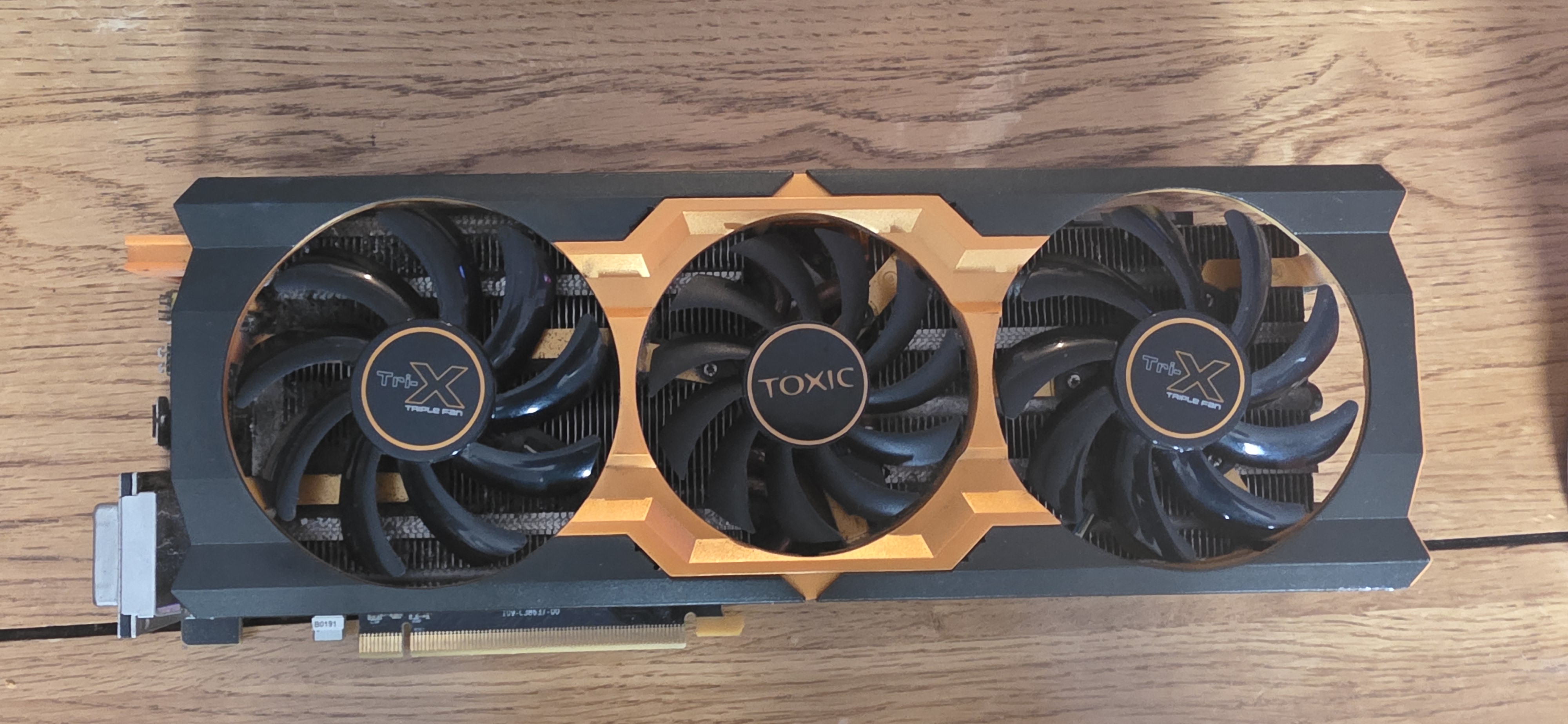 Sapphire R9 280x 3G DDR5 PCI-e graphics card
