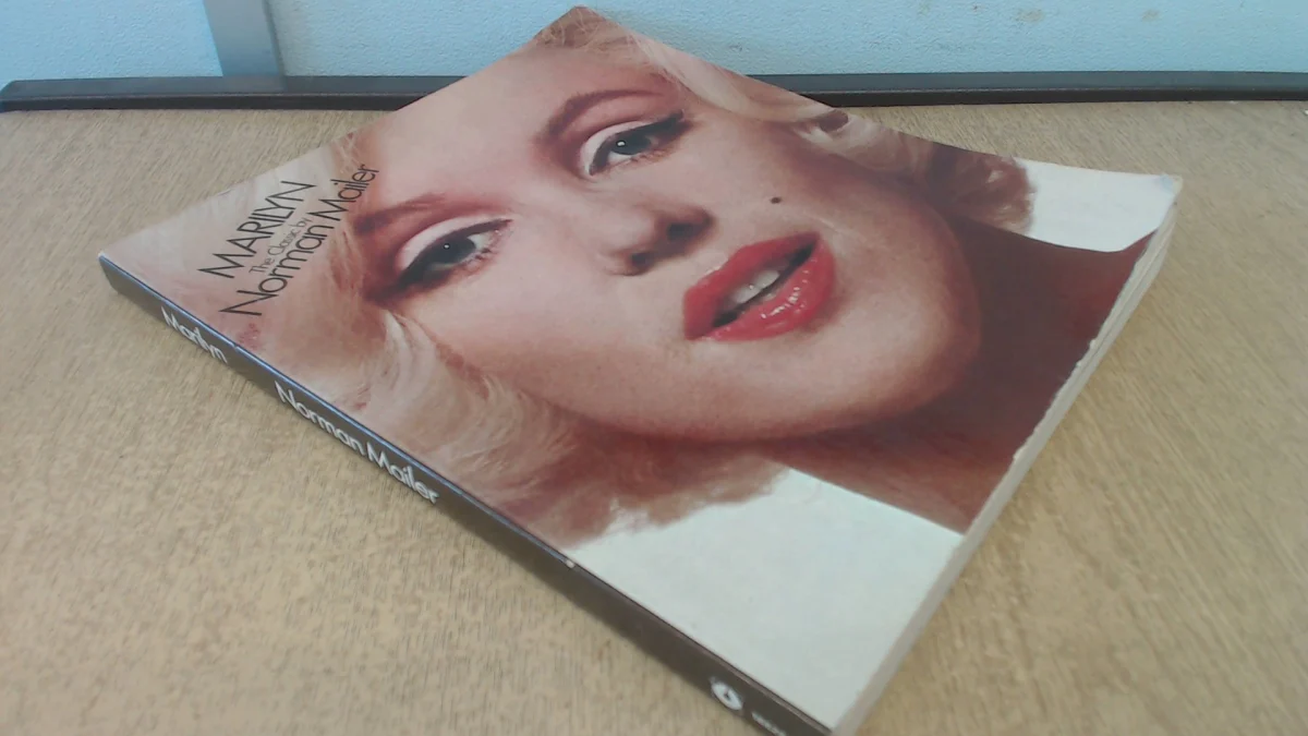 Marilyn: Biography of Marilyn Monroe (Coronet Books)