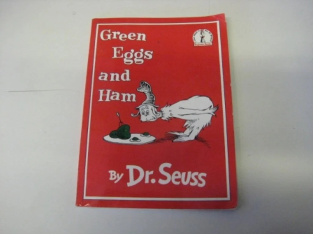 Green Eggs and Ham (Dr. Seuss Classic Collection)