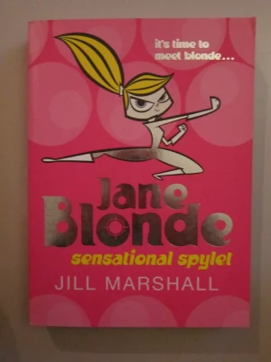 Jane Blonde: Sensational Spylet