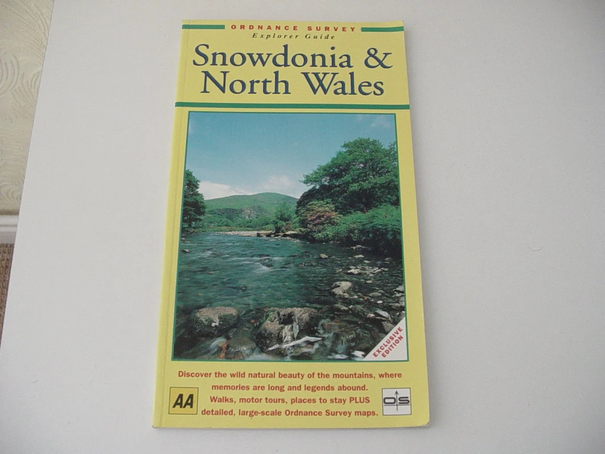 Snowdonia (Ordnance Survey Leisure Guide)